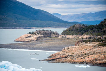 初一必读书目有哪些