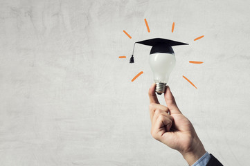 房产证和房地产证有何区别？