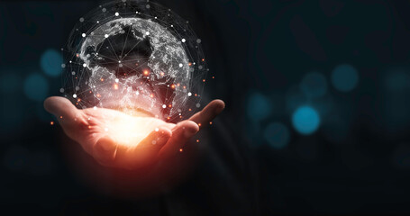 《哆啦A梦》的口袋到底有多大？