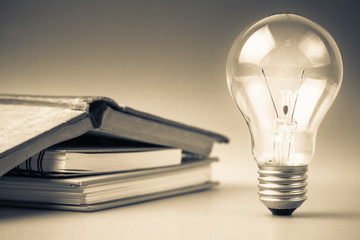 房产证和房地产证有何区别？